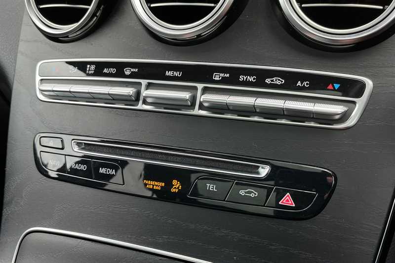 Used Mercedes-Benz GLC 2019 for sale - 76311693: Photo 15