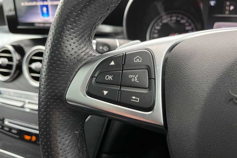 Used Mercedes-Benz GLC 2019 for sale - 76311693: Photo 21
