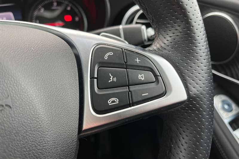 Used Mercedes-Benz GLC 2019 for sale - 76311693: Photo 22