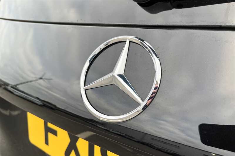 Used Mercedes-Benz GLC 2019 for sale - 76311693: Photo 30
