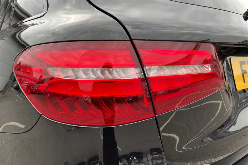 Used Mercedes-Benz GLC 2019 for sale - 76311693: Photo 31