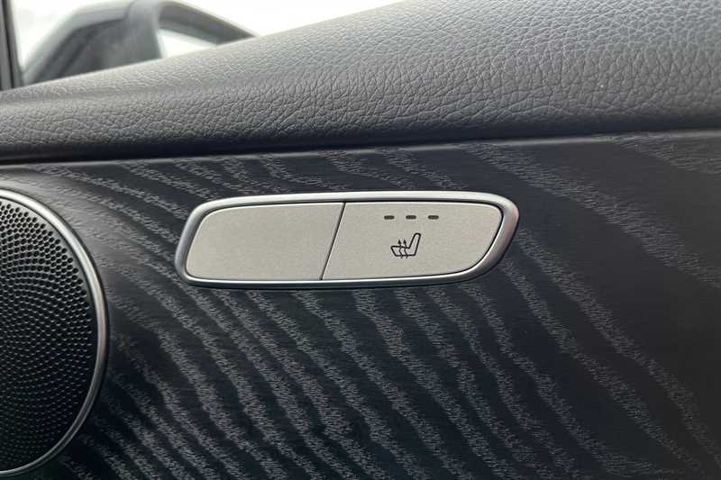 Used Mercedes-Benz GLC 2019 for sale - 76311693: Photo 38