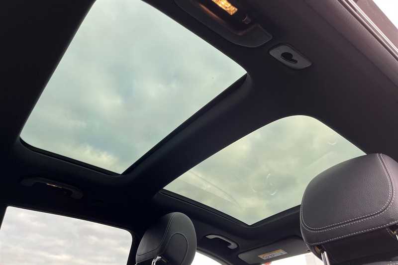 Used Mercedes-Benz GLC 2019 for sale - 76311693: Photo 40