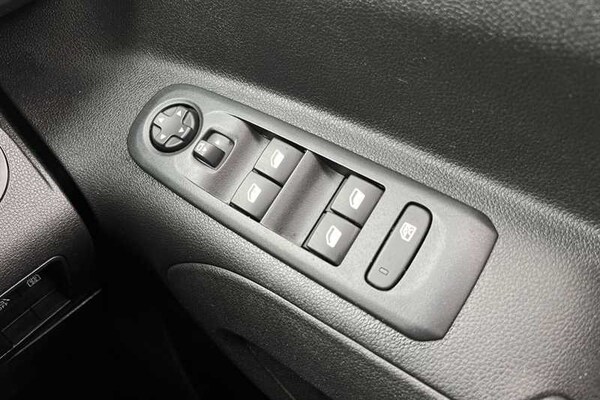 Used Vauxhall Combo Life 2022 for sale - 76261964: Photo 16