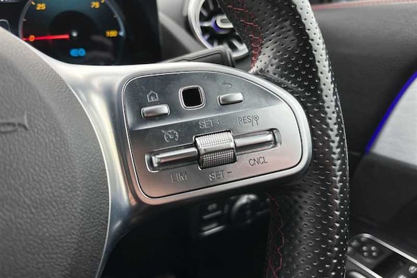 Used Mercedes-Benz EQA 2021 for sale - 76311710: Photo 22