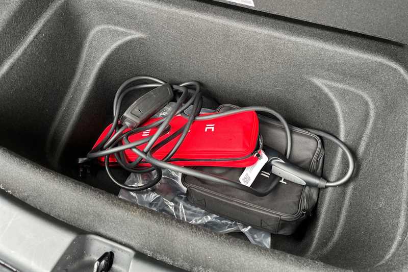 Used Tesla Model Y 2023 for sale - 77700098: Photo 37