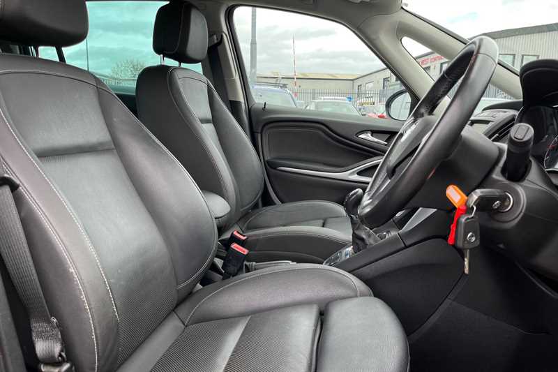 Used Vauxhall Zafira 2018 for sale - 77685928: Photo 23
