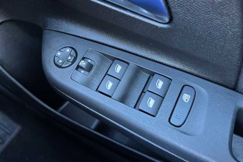 Used Vauxhall Corsa 2024 for sale - 77788758: Photo 16