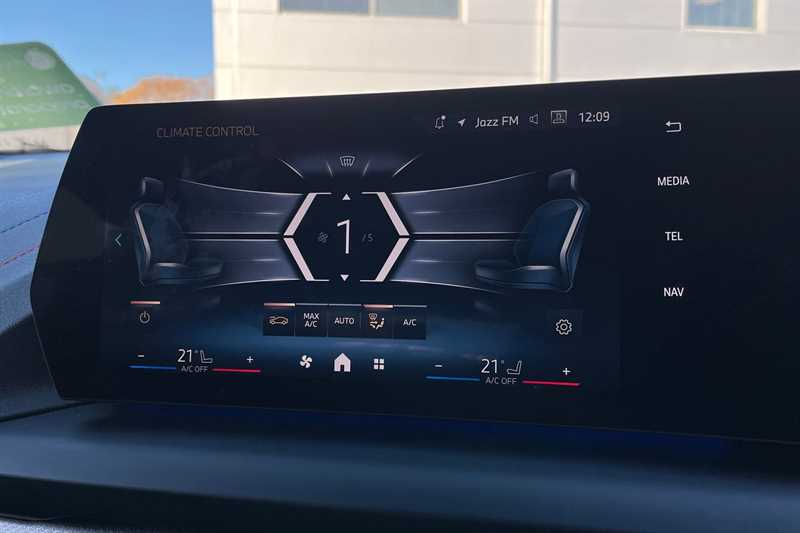 Used BMW 1 Series 2025 for sale - 76756311: Photo 15