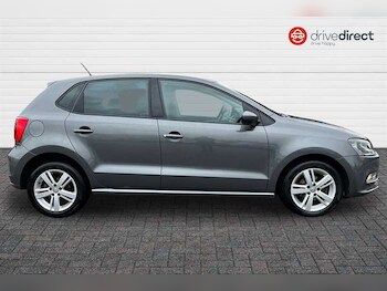 Used Volkswagen Polo 2017 for sale - 76462745: Photo