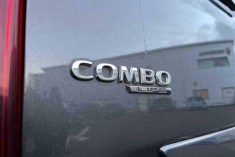 Used Vauxhall Combo Life 2019 for sale - 76999882: Photo 30