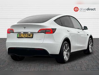 Used Tesla Model Y undefined for sale - 77362676: Photo