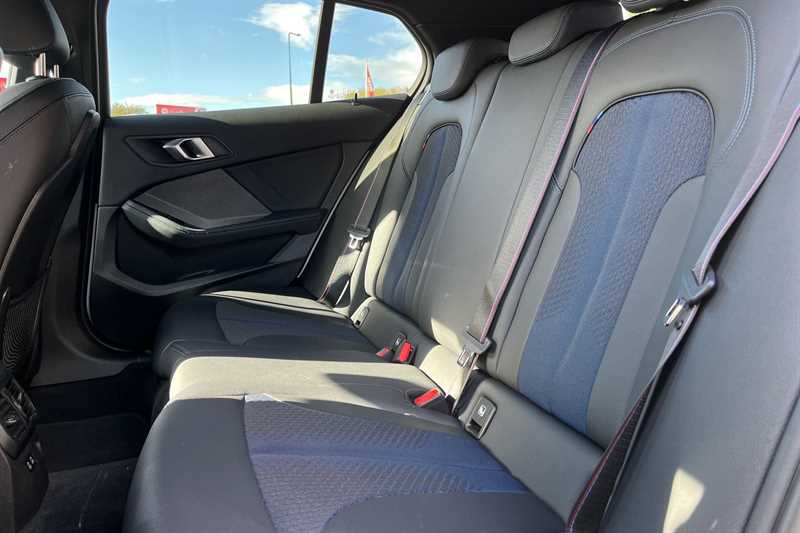 Used BMW 1 Series 2024 for sale - 75917148: Photo 24