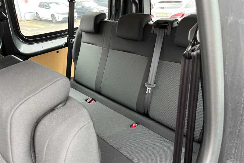 Used Vauxhall Vivaro Life 2025 for sale - 76530709: Photo 40