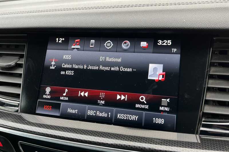 Used Vauxhall Insignia 2018 for sale - 76443187: Photo 17