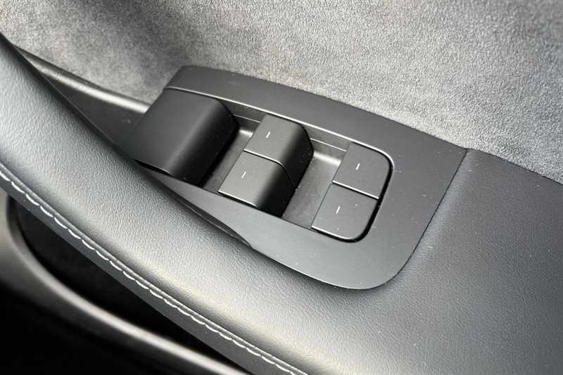 Used Tesla Model Y for sale - 77811519: Photo 16