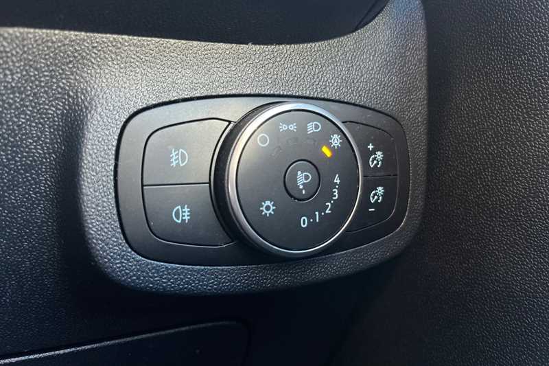 Used Ford Fiesta 2021 for sale - 78051026: Photo 40