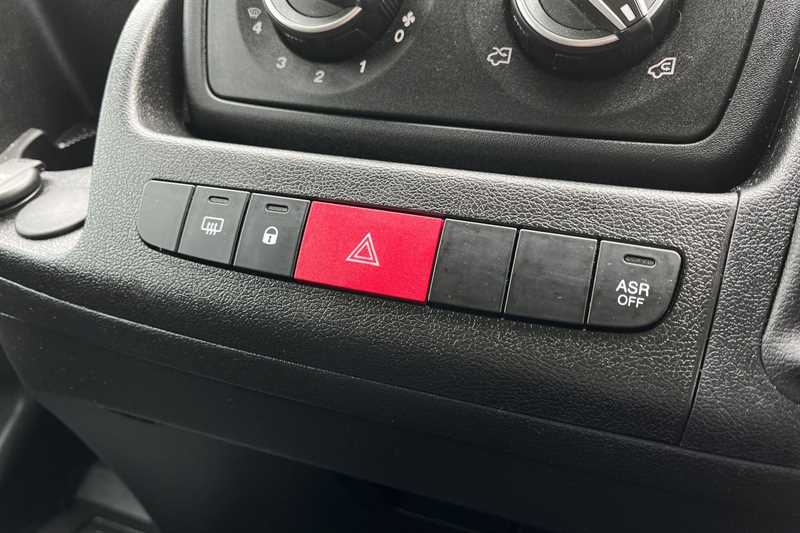 Used Vauxhall Movano 2024 for sale - 76530048: Photo 40