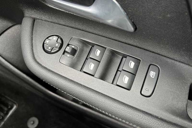 Used Vauxhall Mokka Electric for sale - 77930367: Photo 16