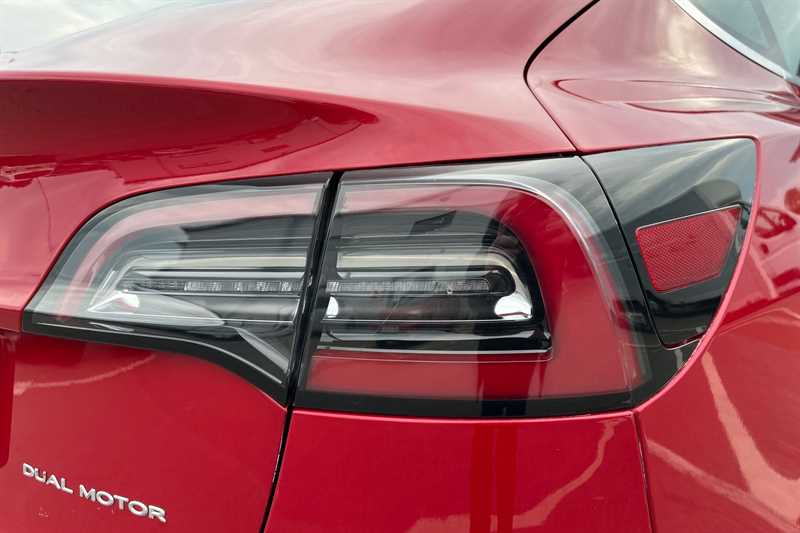 Used Tesla Model 3 2020 for sale - 76524980: Photo 32