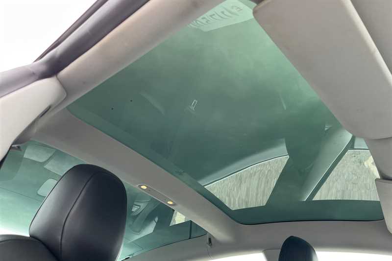 Used Tesla Model 3 2020 for sale - 76524980: Photo 38