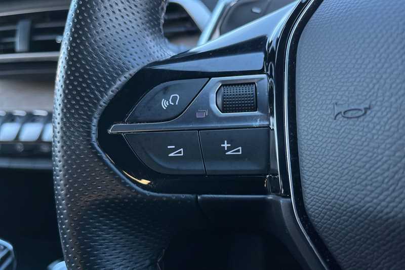 Used Peugeot 3008 2021 for sale - 77757733: Photo 21