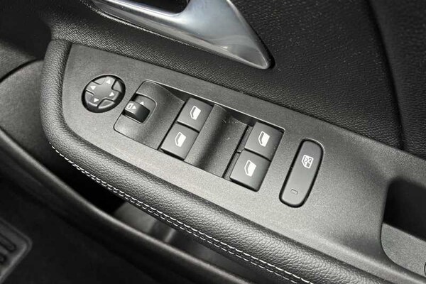 Used Vauxhall Mokka 2025 for sale - 76155322: Photo 16