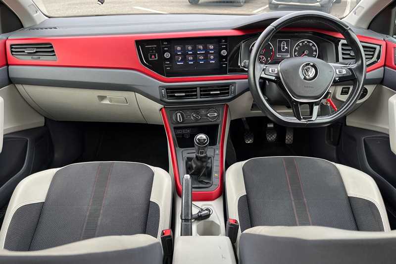 Used Volkswagen Polo 2018 for sale - 76298553: Photo 13