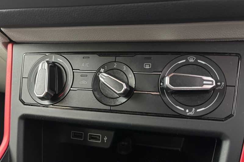Used Volkswagen Polo 2018 for sale - 76298553: Photo 15