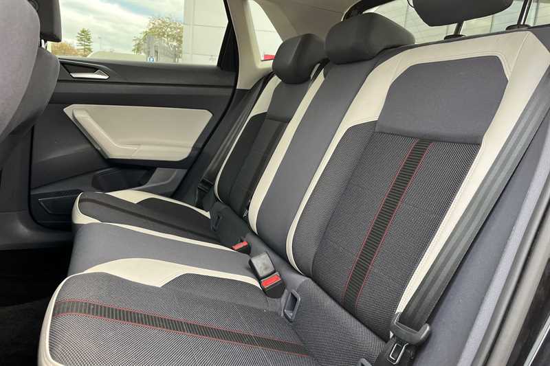 Used Volkswagen Polo 2018 for sale - 76298553: Photo 24
