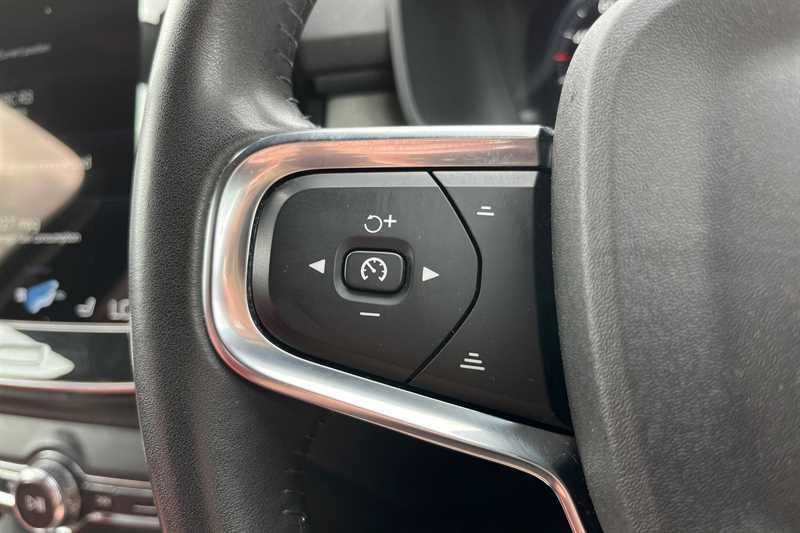 Used Volvo XC40 2020 for sale - 76733214: Photo 21