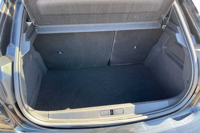 Used Peugeot 208 2023 for sale - 78160133: Photo 25