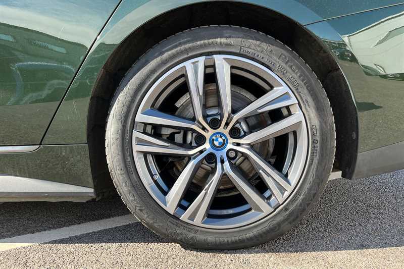 Used BMW i4 2024 for sale - 77317400: Photo 10