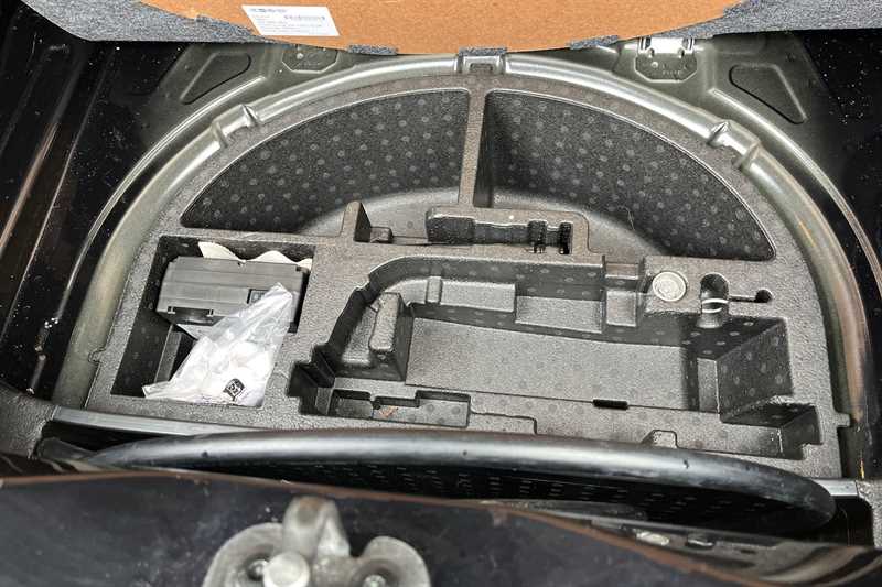 Used Volkswagen up! for sale - 77863080: Photo 37