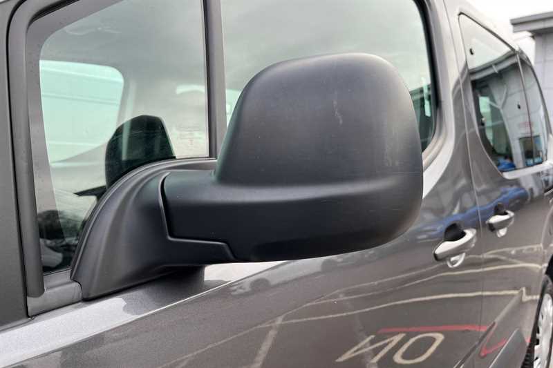 Used Vauxhall Combo Life 2021 for sale - 77757355: Photo 35