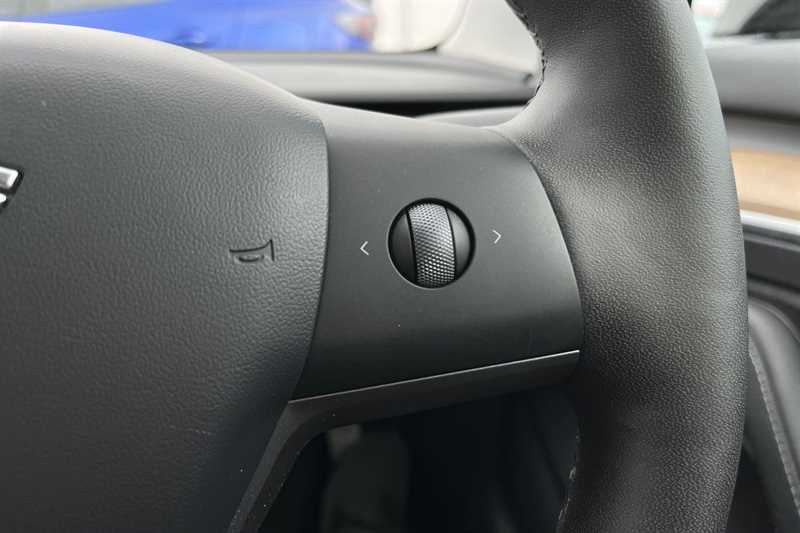 Used Tesla Model 3 2021 for sale - 76593823: Photo 22