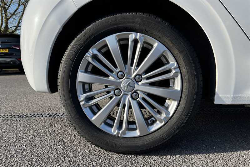 Used Peugeot 208 2019 for sale - 78189496: Photo 11