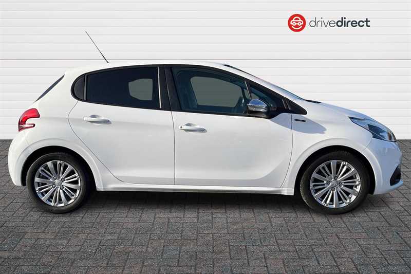 Used Peugeot 208 2019 for sale - 78189496: Photo 2