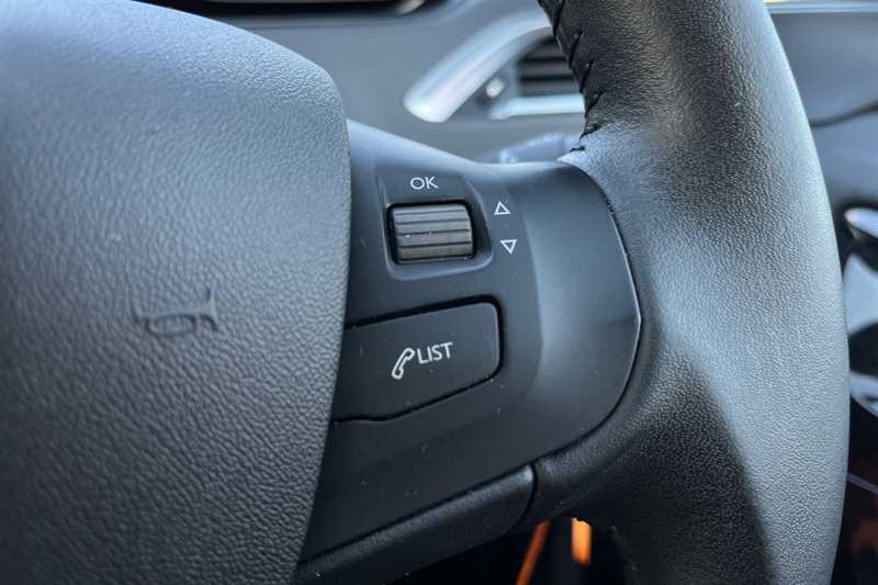 Used Peugeot 208 2019 for sale - 78189496: Photo 22