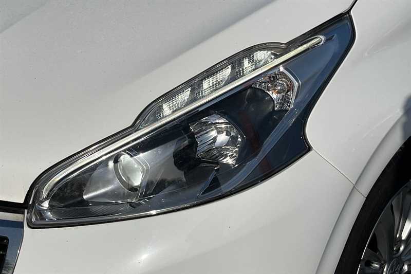 Used Peugeot 208 2019 for sale - 78189496: Photo 29