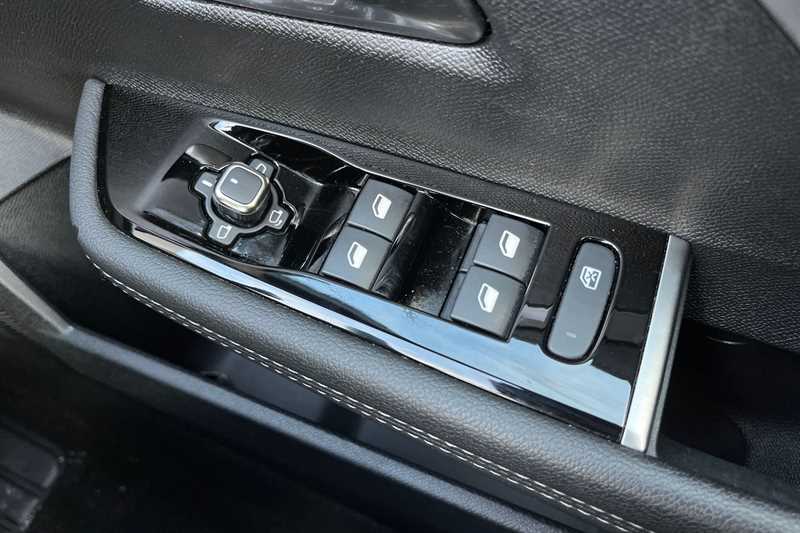 Used Vauxhall Astra 2024 for sale - 76529874: Photo 16