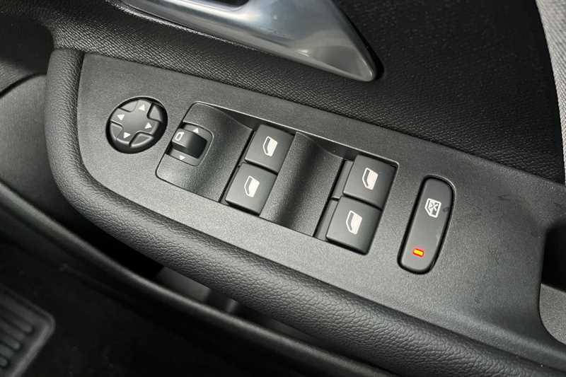 Used Vauxhall Mokka 2025 for sale - 76937185: Photo 16