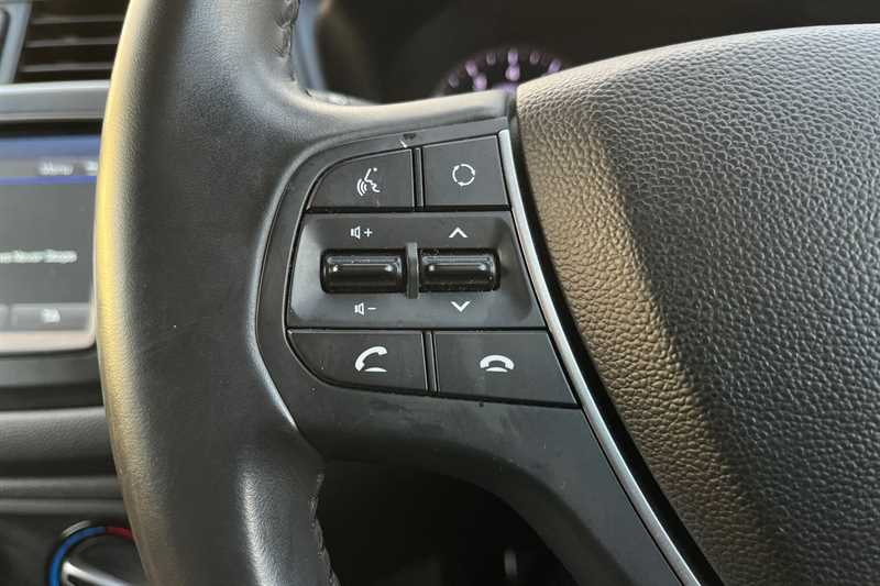 Used Hyundai i20 2020 for sale - 77018526: Photo 21