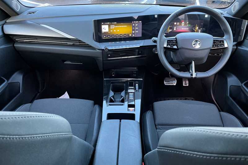 Used Vauxhall Astra 2024 for sale - 76930431: Photo 13