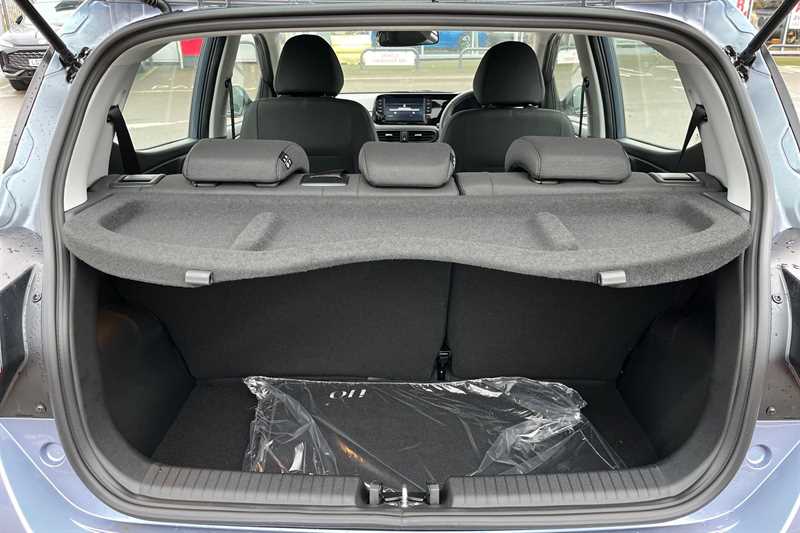 Used Hyundai i10 for sale - 77742025: Photo 25