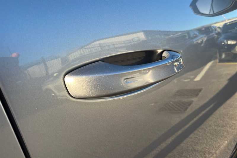 Used Peugeot E-3008 2024 for sale - 76636110: Photo 33