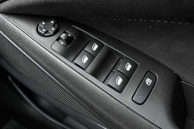 Used Vauxhall Crossland 2022 for sale - 77474125: Photo 16