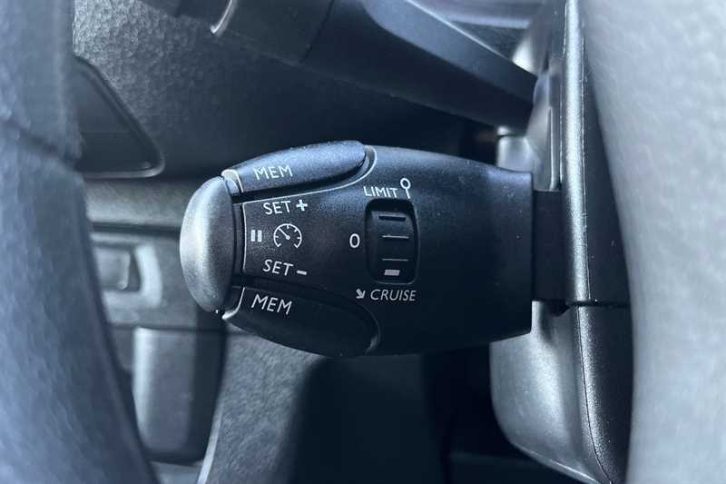 Used Vauxhall Vivaro for sale - 78217432: Photo 21