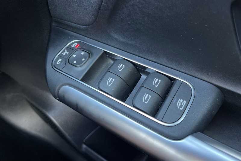 Used Mercedes-Benz EQA 2023 for sale - 76489595: Photo 16