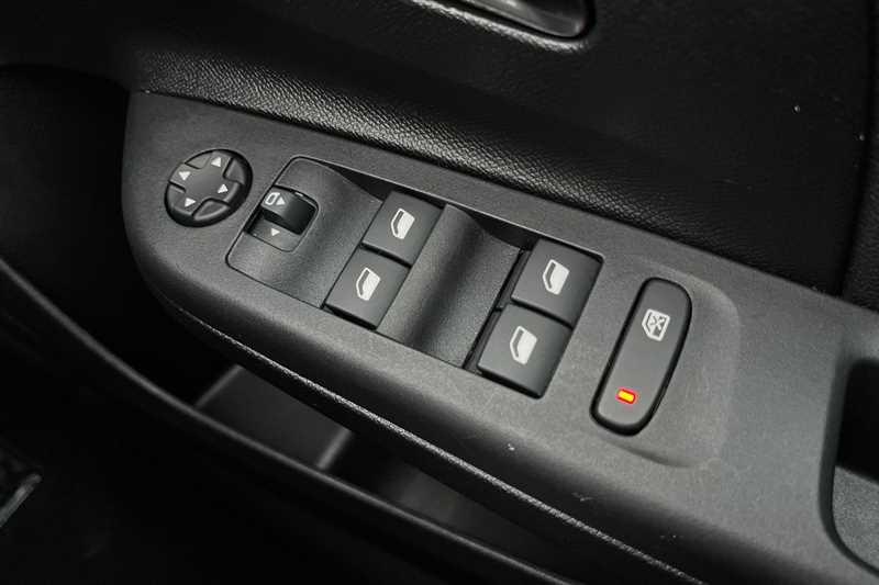 Used Vauxhall Corsa 2024 for sale - 78051095: Photo 16